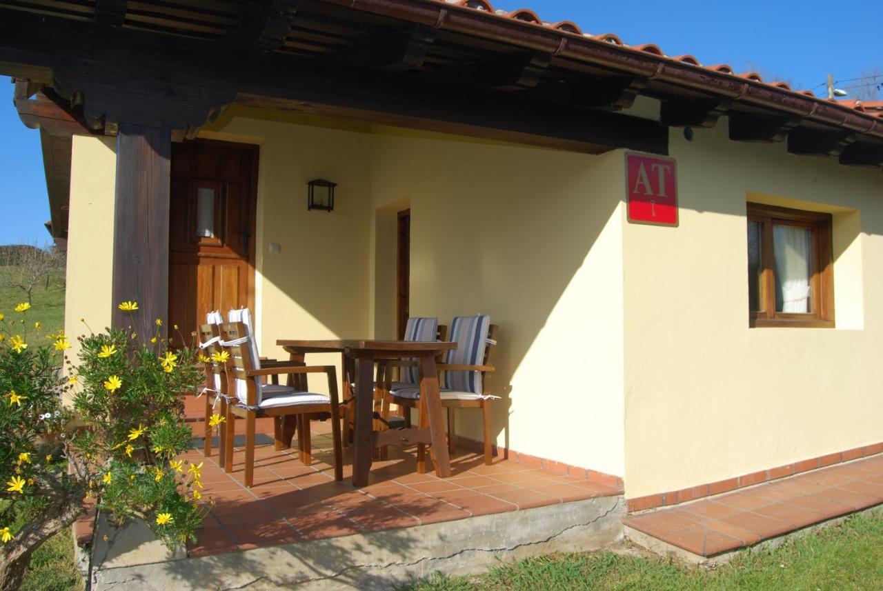 Apartamentos El Perujo Comillas Kültér fotó